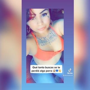 Meet your Posher, Aracely